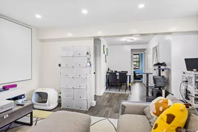 21208 75th Avenue #6D, Oakland Gardens, NY 11364 - Photo 5