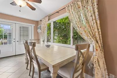 350 S Greene Avenue, Lindenhurst, NY 11757 - Photo 9