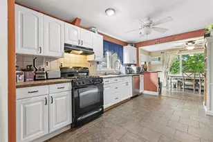 350 S Greene Ave, Lindenhurst, NY 11757 - Photo 35