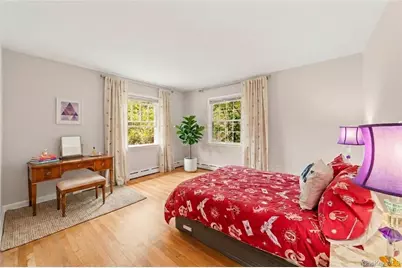 342 Roberts Avenue, Yonkers, NY 10703 - Photo 23