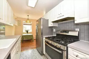 295 Merrick Rd, Amityville, NY 11701 - Photo 9