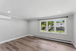26 Halfcircle Dr, Holbrook, NY 11741 - Photo 15