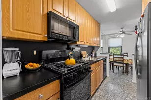 85-10 151st Ave, Howard Beach, NY 11414 - Photo 41
