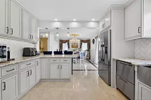 23-74 207th St, Bayside, NY 11360 - Photo 15