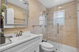 23-74 207th St, Bayside, NY 11360 - Photo 27
