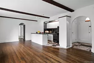 270 Bronxville Rd, Bronxville, NY 10708 - Photo 7