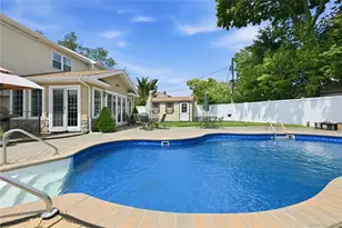 19 Berkshire Rd, Bethpage, NY 11714 - Photo 37
