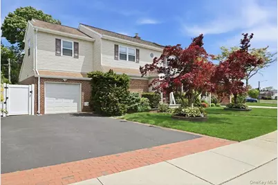 19 Berkshire Road, Bethpage, NY 11714 - Photo 1