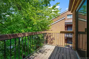 18 Bronxville Glen Dr, Bronxville, NY 10708 - Photo 11