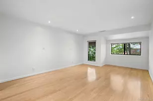 18 Bronxville Glen Dr, Bronxville, NY 10708 - Photo 17