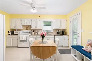 22 West End Ave, East Quogue, NY 11942 - Photo 9