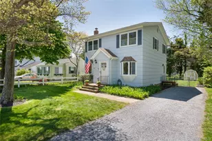 22 West End Ave, East Quogue, NY 11942 - Photo 27