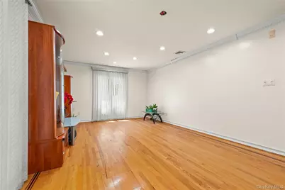 7355 194th Street, Fresh Meadows, NY 11366 - Photo 13