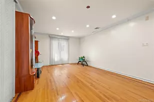 73-55 194th St, Fresh Meadows, NY 11366 - Photo 13