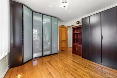 7355 194th Street, Fresh Meadows, NY 11366 - Photo 23