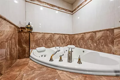 7355 194th Street, Fresh Meadows, NY 11366 - Photo 17