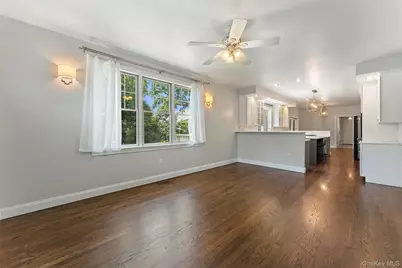 2 Castle Hill Close, Dobbs Ferry, NY 10522 - Photo 15