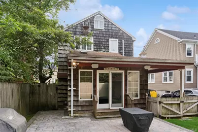 1055 Stanton Avenue, Woodmere, NY 11598 - Photo 13
