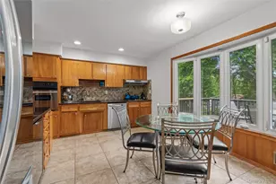 224 Willow Dr, Briarcliff Manor, NY 10510 - Photo 7