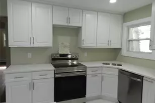 48 Rockaway Dr, Sound Beach, NY 11789 - Photo 7