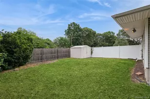 182 Smithtown Polk Blvd, Centereach, NY 11720 - Photo 29