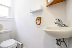 89 Lexington Ave, Malverne, NY 11565 - Photo 15