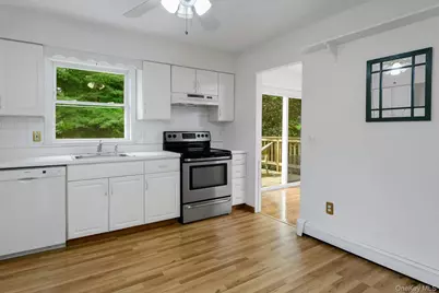 20 Elizabeth Terrace, Wappingers Falls, NY 12590 - Photo 7
