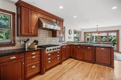 47 Lubber Street, Stony Brook, NY 11790 - Photo 15
