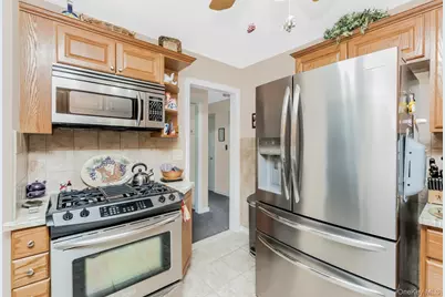 87 Etville Avenue, Yonkers, NY 10703 - Photo 9