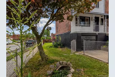 1066 E 219th Street, Bronx, NY 10469 - Photo 33
