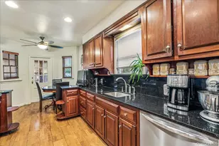 186-15 Grand Central Pkwy, Jamaica, NY 11432 - Photo 7