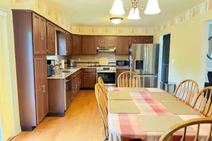 147 Hounslow Rd, Shirley, NY 11967 - Photo 7