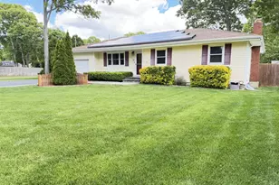 147 Hounslow Rd, Shirley, NY 11967 - Photo 3