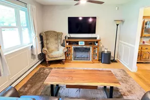 147 Hounslow Rd, Shirley, NY 11967 - Photo 5