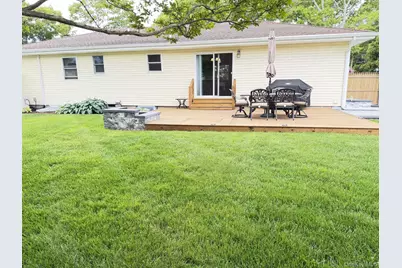 147 Hounslow Road, Shirley, NY 11967 - Photo 19