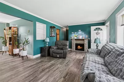 15 Willard Avenue, Farmingdale, NY 11735 - Photo 3