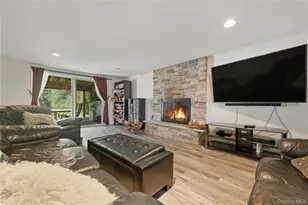 2998 Joyce Ln, Merrick, NY 11566 - Photo 19
