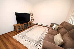 271 N Newbridge Rd, Levittown, NY 11756 - Photo 25