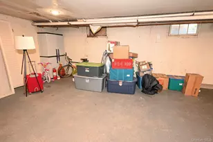 271 N Newbridge Rd, Levittown, NY 11756 - Photo 33