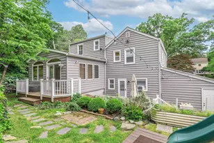 7 Cedar Ln, Glen Head, NY 11545 - Photo 33