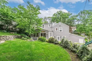 7 Cedar Ln, Glen Head, NY 11545 - Photo 31