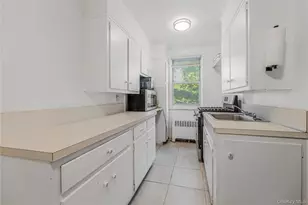 1234 Midland Ave, Bronxville, NY 10708 - Photo 3