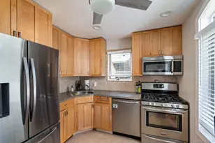 36 Iroquois Pl, Farmingdale, NY 11735 - Photo 11
