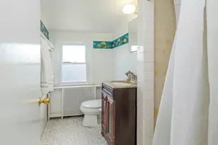 23 Phillips Rd, Glen Cove, NY 11542 - Photo 25