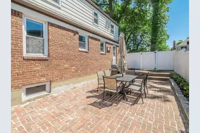 23 Phillips Road, Glen Cove, NY 11542 - Photo 35