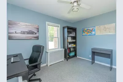 23 Phillips Road, Glen Cove, NY 11542 - Photo 19