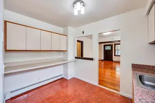 83-43 261st St, Glen Oaks, NY 11004 - Photo 11