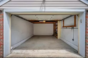 83-43 261st St, Glen Oaks, NY 11004 - Photo 33