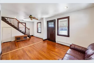 8343 261st Street, Glen Oaks, NY 11004 - Photo 5