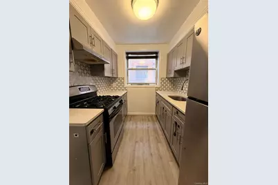 1958 Lurting Avenue, Bronx, NY 10461 - Photo 3